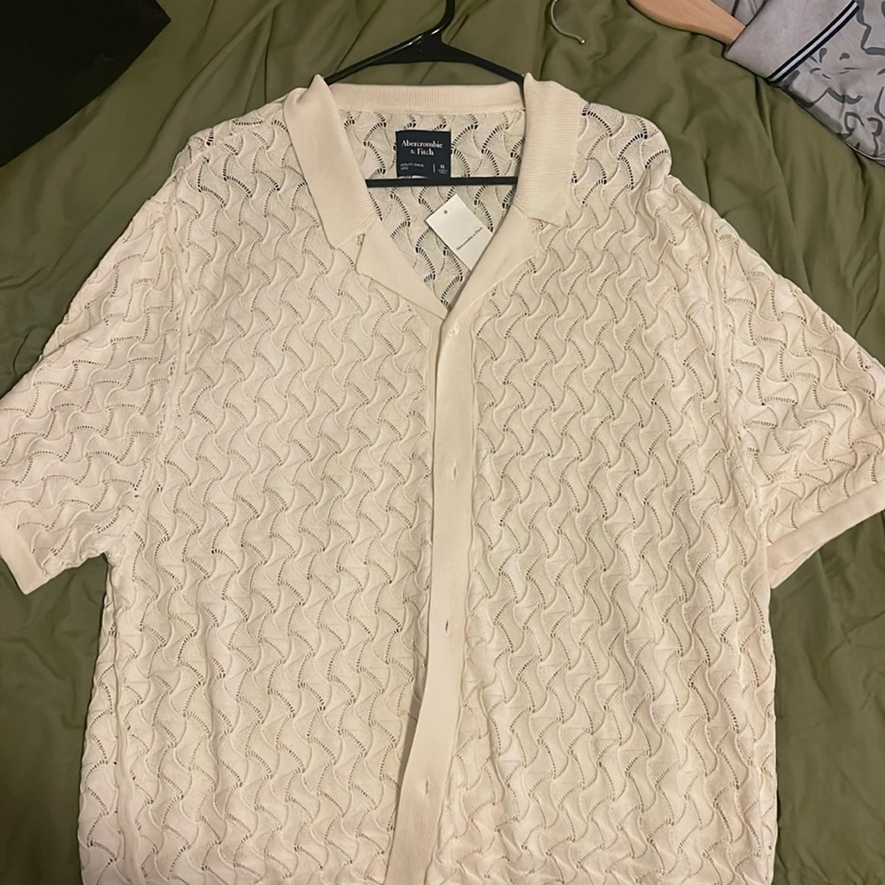 Men’s linen button down